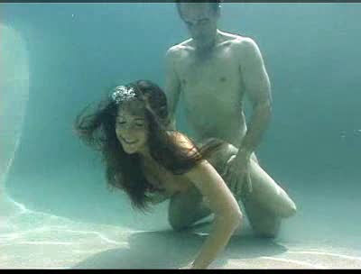 Fucking Under Water - Young chick gets fucked underwater - Fetish Mobile Porn